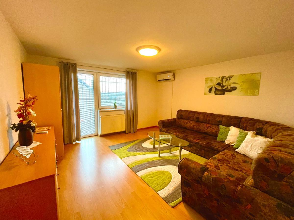 Bella Apartment Сараево Екстериор снимка